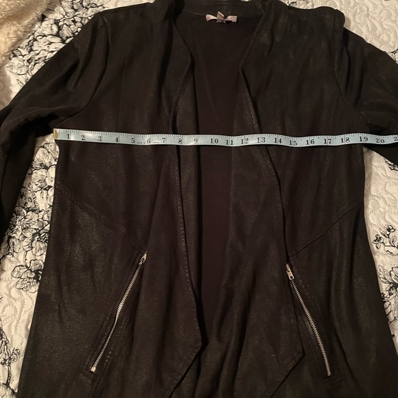 Black draped jacket - Picture 12 of 14